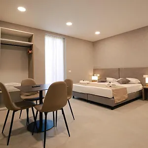 Palazzo Borgo Trento - Royal Welcome Guest house